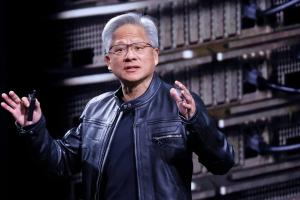 名记：雄鹿错过了交易字母最好的窗口 但文班崛起重塑了他的市场